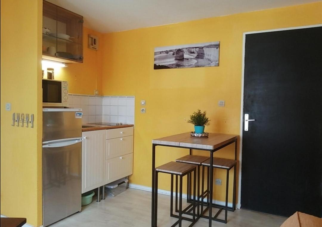 Appartement à 50 m de la plage avec WIFI et Netflix Villers-sur-Mer Esterno foto